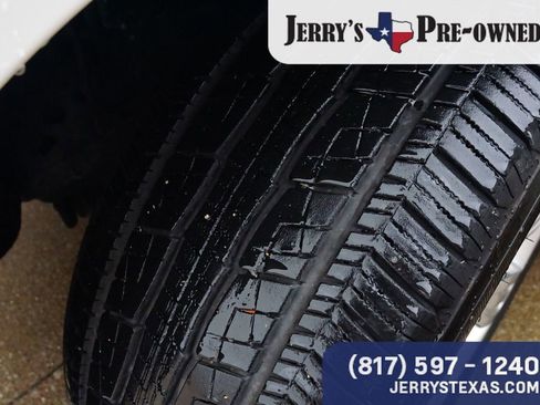Used 2024 Ford Expedition Platinum RWD image 8