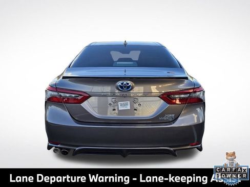 Used 2024 Toyota Camry XSE FWD image 8