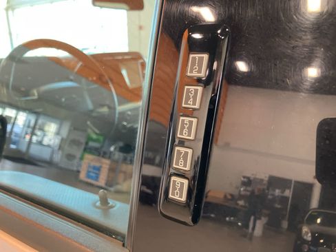 Used 2021 Ford F150 XLT w/ Equipment Group 302A High image 10