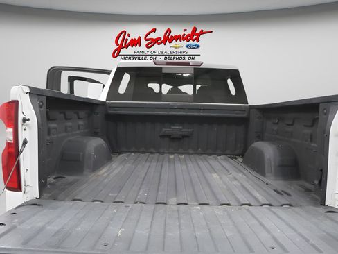 Used 2019 Chevrolet Silverado 1500 LTZ w/ LTZ Convenience Package AWD/4WD image 36
