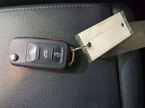 Used 2013 Volkswagen Jetta SE image 31