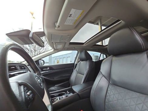 Used 2021 Nissan Maxima Platinum w/ Sport Mat Group image 7
