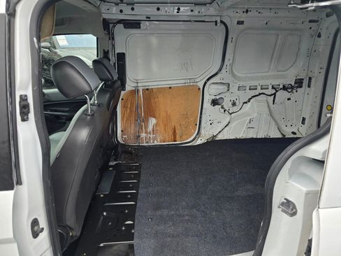 Used 2014 Ford Transit Connect XL image 16