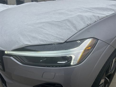 New 2026 Volvo XC60 B5 Plus w/ Protection Package Premier image 7