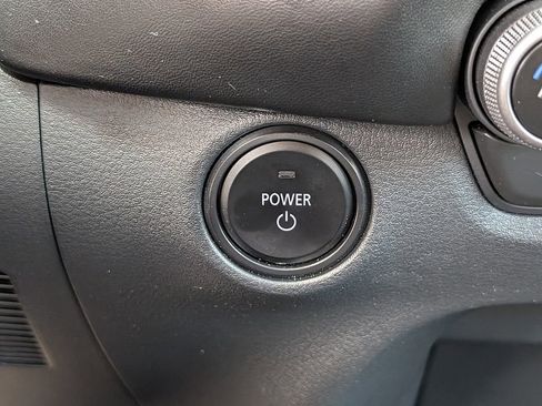 Certified 2025 MAZDA CX-50 AWD 2.5 Hybrid w/ Premium Pkg image 32