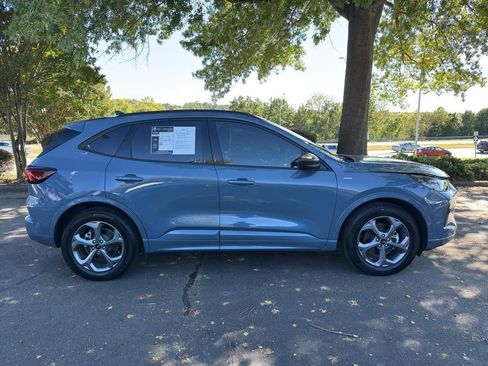 Used 2023 Ford Escape ST-Line w/ Tech Pack #1 image 8