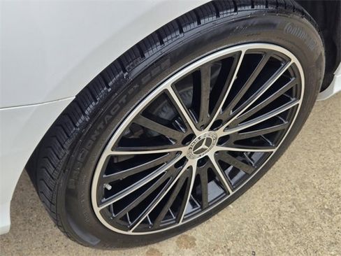 Used 2021 Mercedes-Benz C 300 Sedan image 8