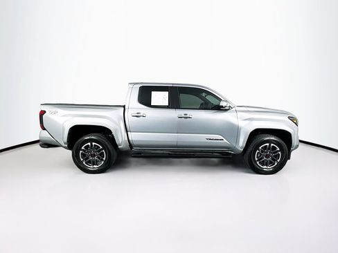 Used 2024 Toyota Tacoma TRD Sport RWD image 11
