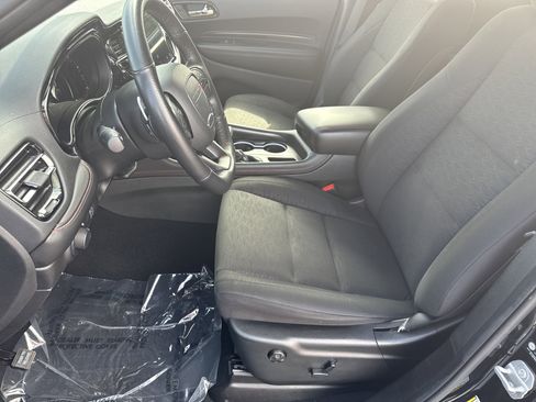 Used 2025 Dodge Durango GT RWD image 9