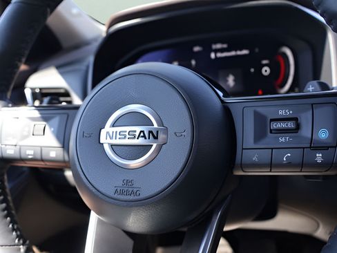 Used 2021 Nissan Rogue Platinum AWD/4WD image 21