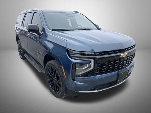 Used 2026 Chevrolet Tahoe Premier image 2