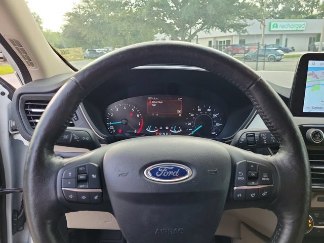 Used 2020 Ford Escape SEL FWD image 25