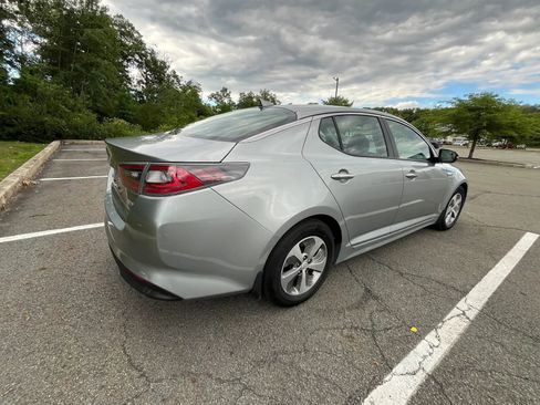 Used 2015 Kia Optima LX w/ Hybrid Convenience Package FWD image 8