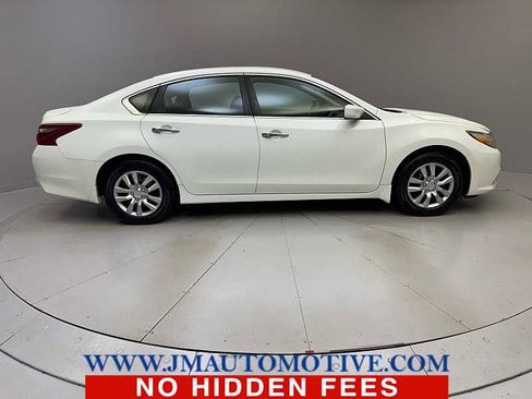 Used 2018 Nissan Altima 2.5 S w/ S Convenience Package image 6