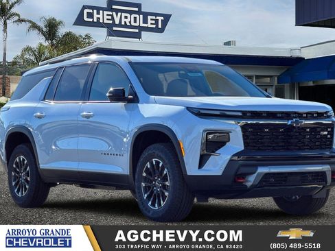 New 2026 Chevrolet Traverse Z71 w/ Enhanced Driving Package image 1