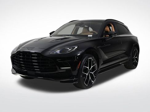 New 2026 Aston Martin DBX 707 image 1