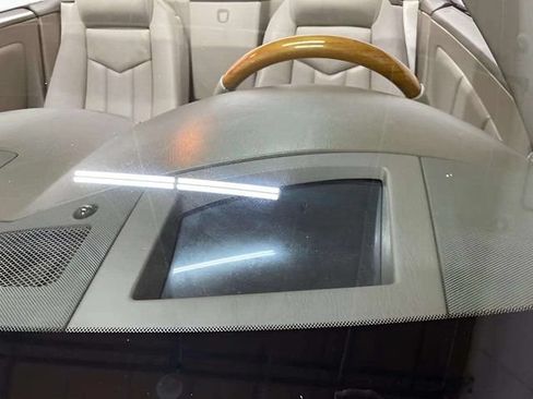 Used 2005 Cadillac XLR RWD image 70