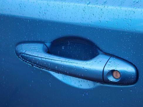 Used 2017 Toyota RAV4 XLE image 15