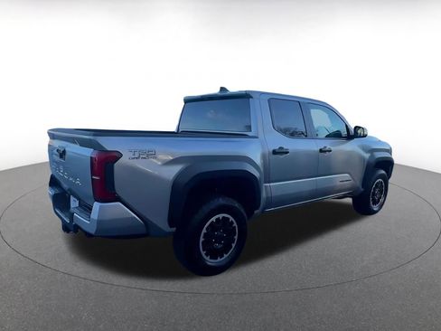 Used 2025 Toyota Tacoma TRD Off-Road image 12