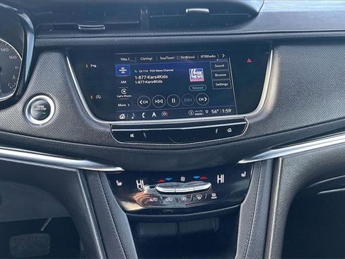 Used 2022 Cadillac XT5 Premium Luxury image 16