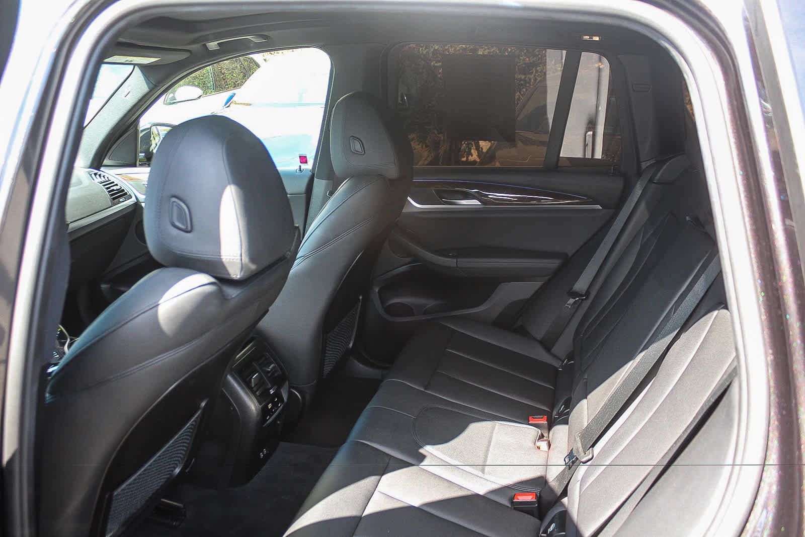 Used 2021 BMW X3 xDrive30i w/ Premium Package AWD/4WD image 17