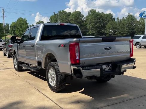 Used 2024 Ford F250 XLT image 4
