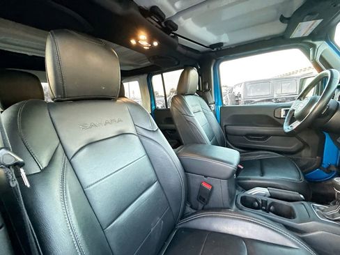 Used 2022 Jeep Wrangler Unlimited Sahara w/ Cold Weather Group image 30