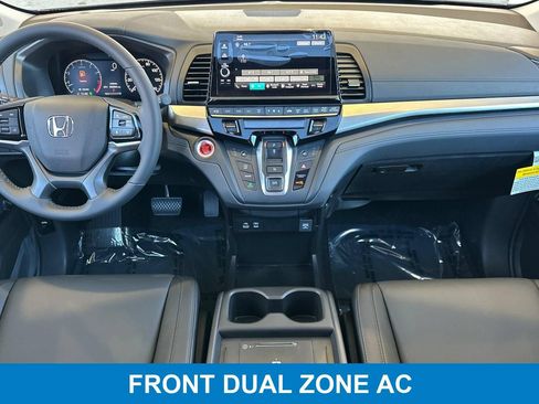 Certified 2026 Honda Odyssey EX-L image 15