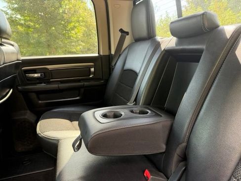 Used 2018 RAM 2500 Big Horn w/ Sport Appearance Group AWD/4WD image 15
