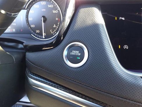 New 2025 Cadillac XT5 Sportv image 33