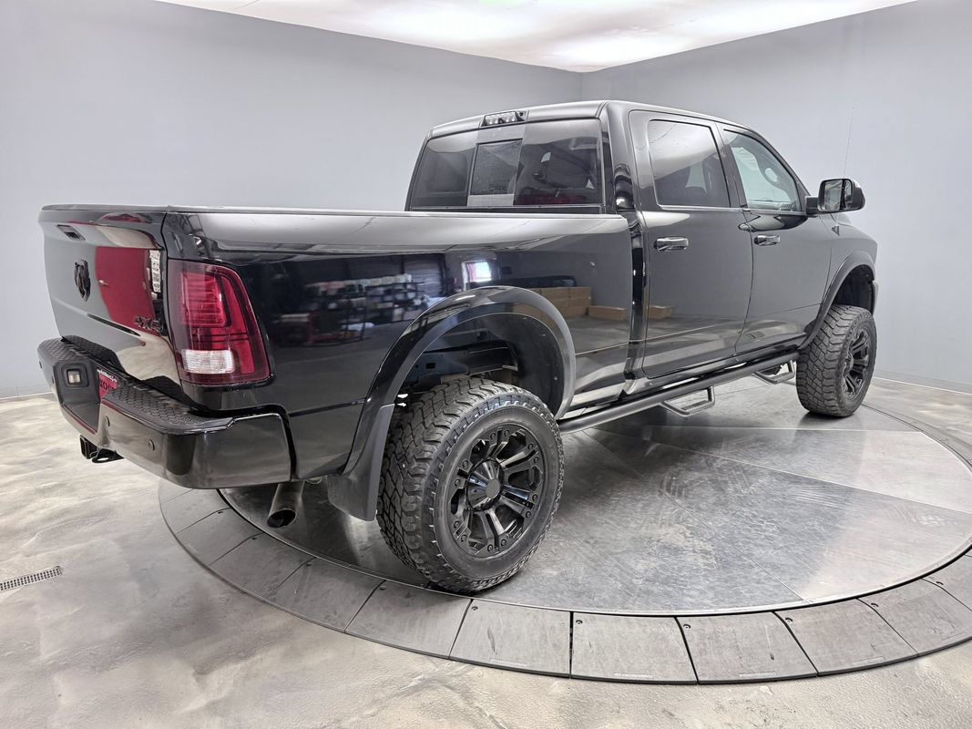 Used 2015 RAM 2500 Laramie w/ Black Appearance Group AWD/4WD image 5