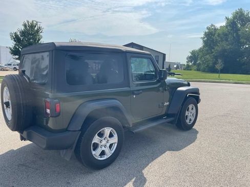 Used 2021 Jeep Wrangler Sport AWD/4WD image 3