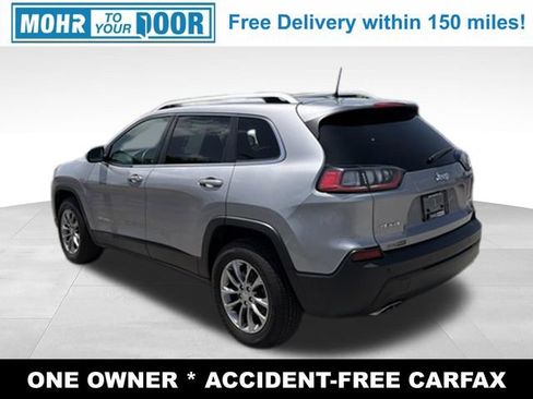Used 2019 Jeep Cherokee Latitude Plus w/ Cold Weather Group AWD/4WD image 3