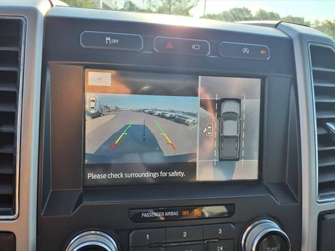 Used 2020 Ford F150 Lariat w/ Equipment Group 502A Luxury image 17