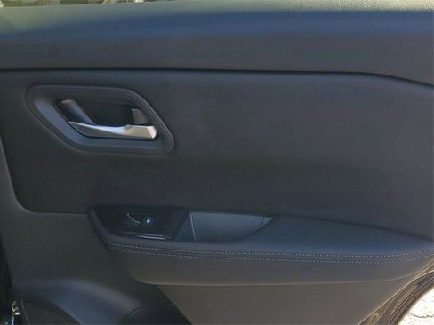 New 2026 Nissan Rogue SV image 30