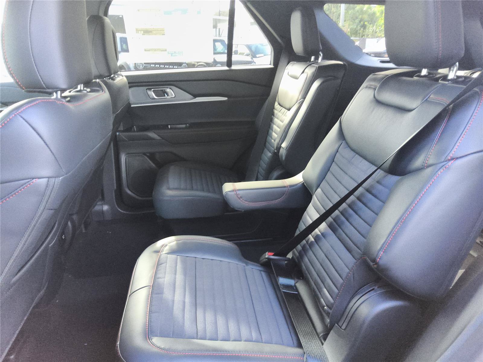 New 2027 Ford Explorer ST-Line w/ Premium Package RWD image 25