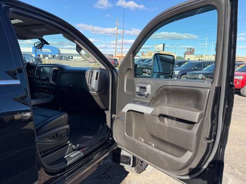 Used 2016 Chevrolet Silverado 2500 LTZ image 50