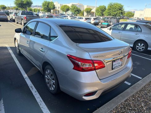 Used 2019 Nissan Sentra S FWD image 5