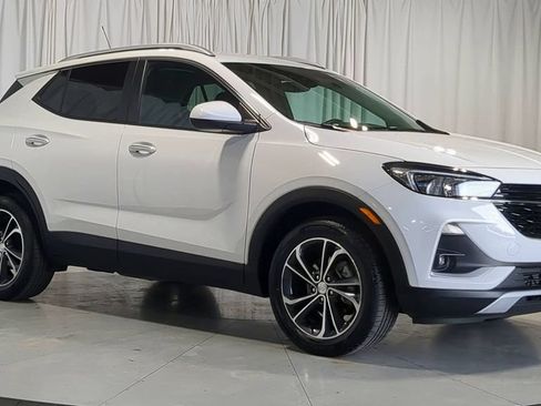 Used 2023 Buick Encore GX Select FWD image 2