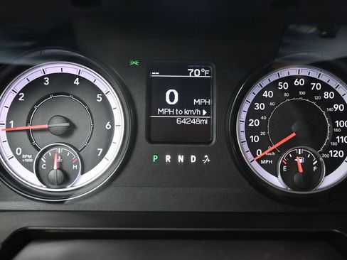 Used 2022 RAM 1500 Classic SLT AWD/4WD image 11