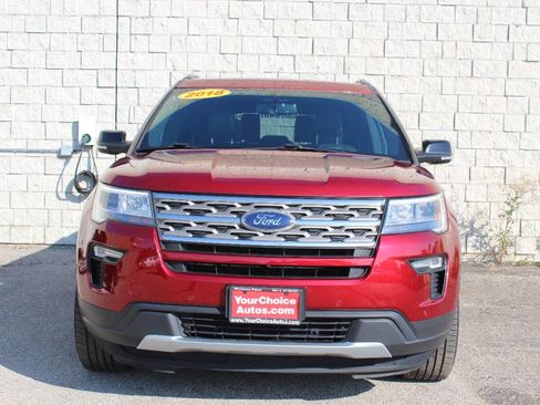 Used 2018 Ford Explorer XLT w/ Equipment Group 202A image 8