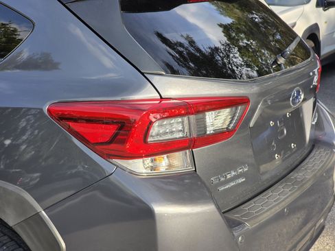 Certified 2022 Subaru Crosstrek 2.5i Limited w/ Moonroof Package 2 image 7