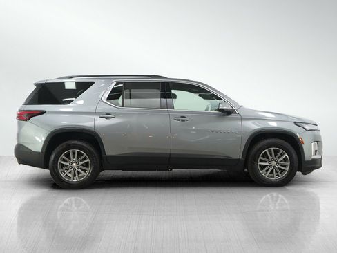 Used 2023 Chevrolet Traverse LT image 6