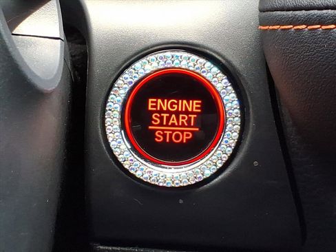 Used 2025 Honda HR-V Sport image 25