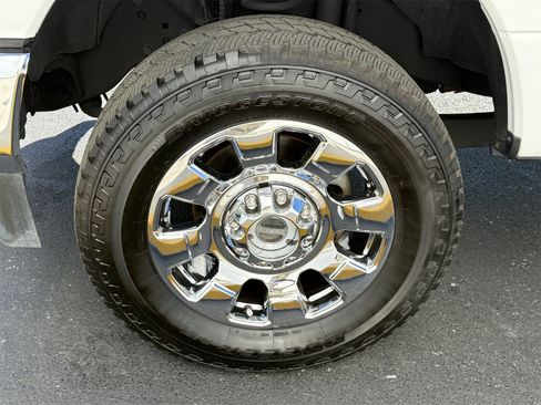 Used 2021 Ford F250 Lariat w/ FX4 Off-Road Package image 32