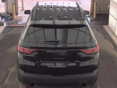 Used 2023 Chevrolet Traverse LT w/ Midnight/Sport Edition AWD/4WD image 5