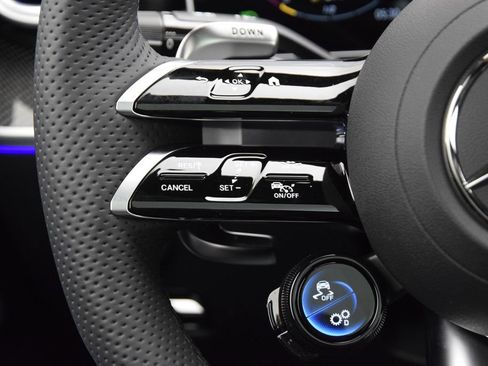 New 2026 Mercedes-Benz CLE 53 AMG 4MATIC Coupe image 22