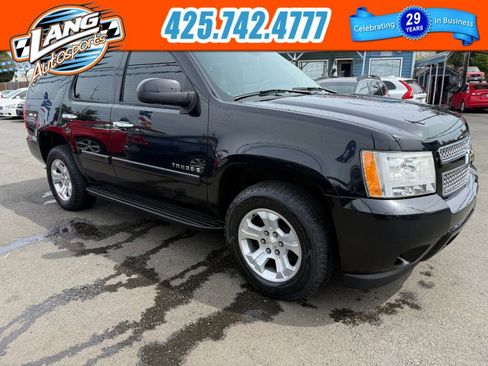 Used 2007 Chevrolet Tahoe LTZ w/ LTZ Preferred Equipment Group image 1