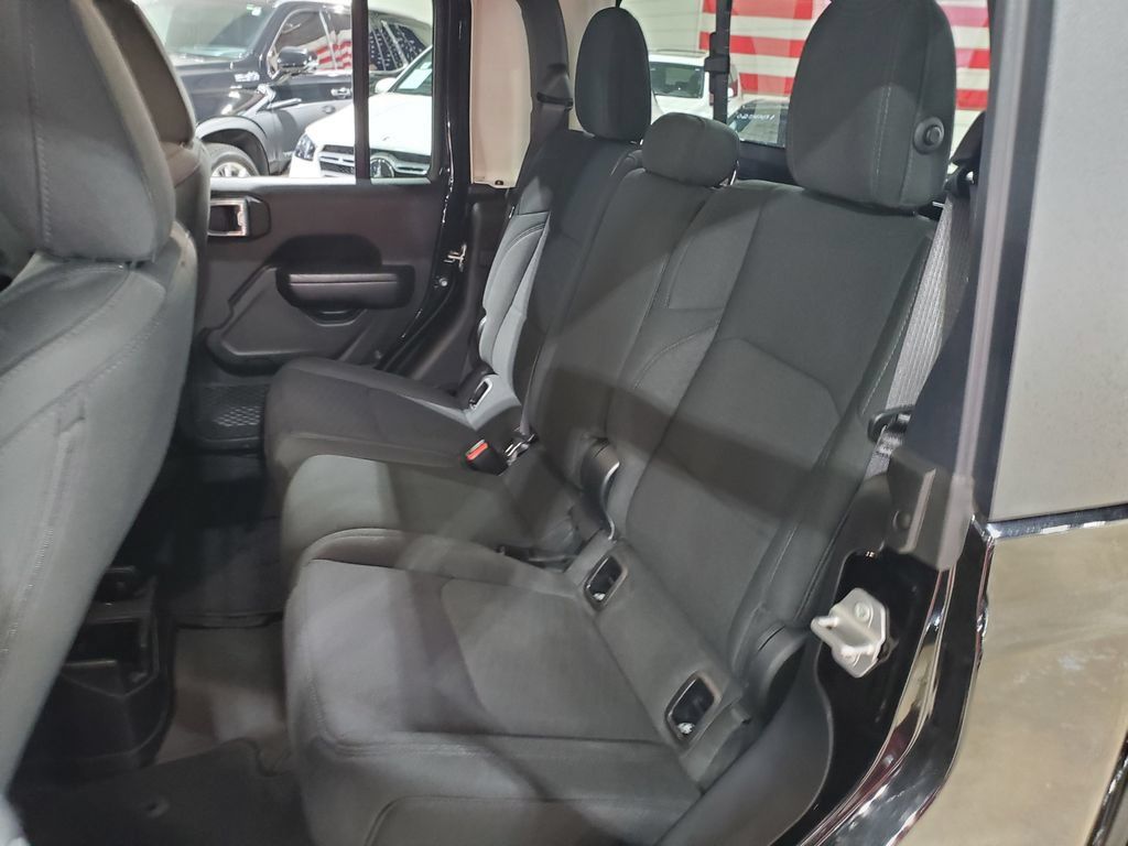 Used 2021 Jeep Gladiator Sport AWD/4WD image 22