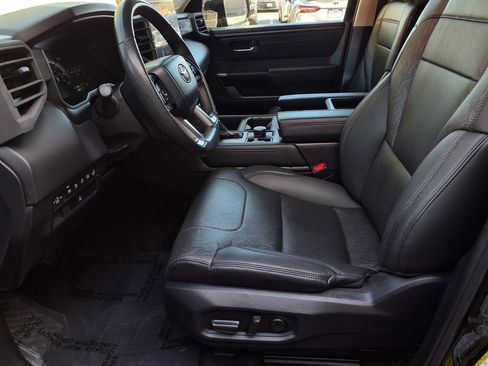 Used 2024 Toyota Tundra Limited image 15